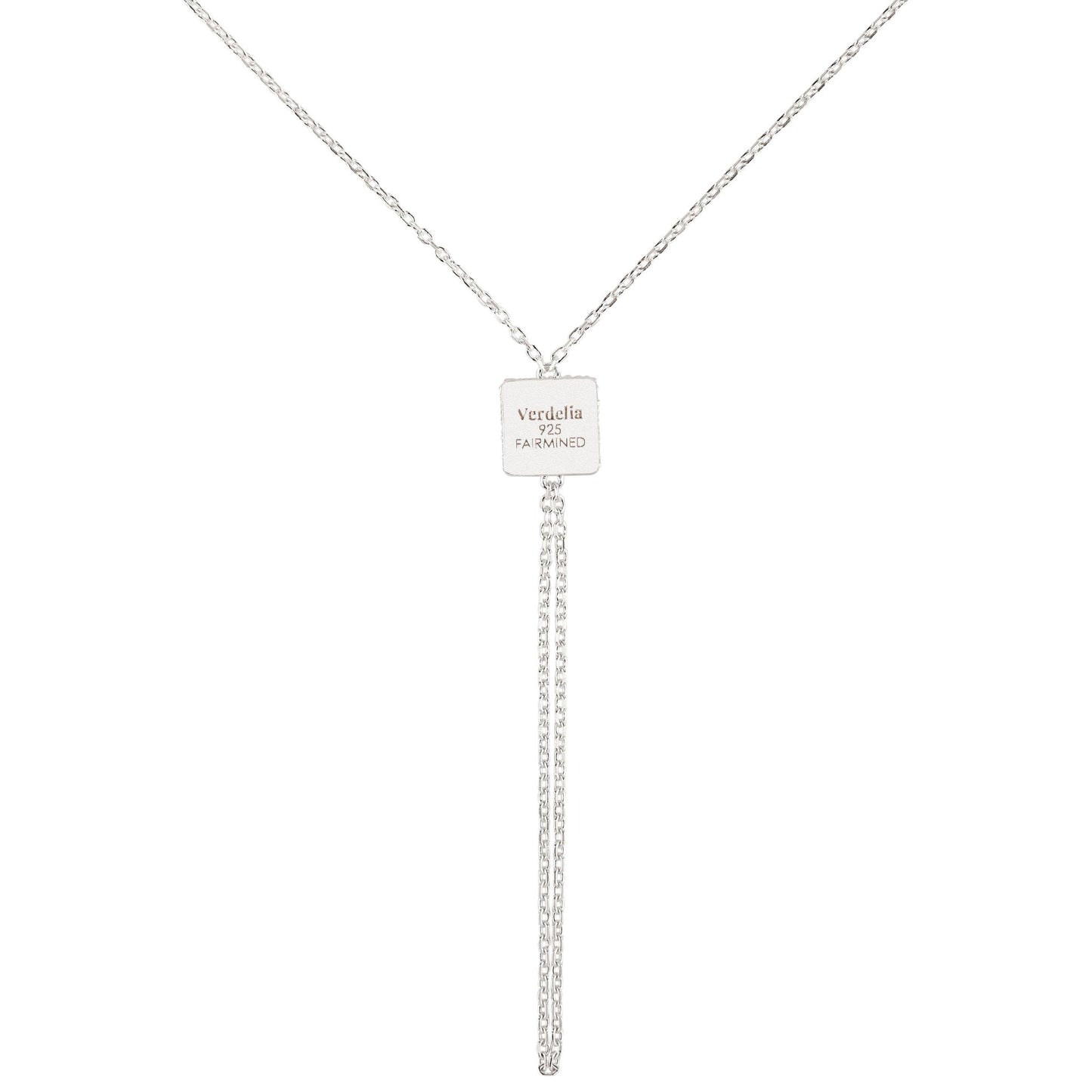 Rückseite des quadratischen Anhängers aus Fairmined Silber mit Gravur „Verdelia 925 Fairmined“, freigestellt auf weißem Hintergrund